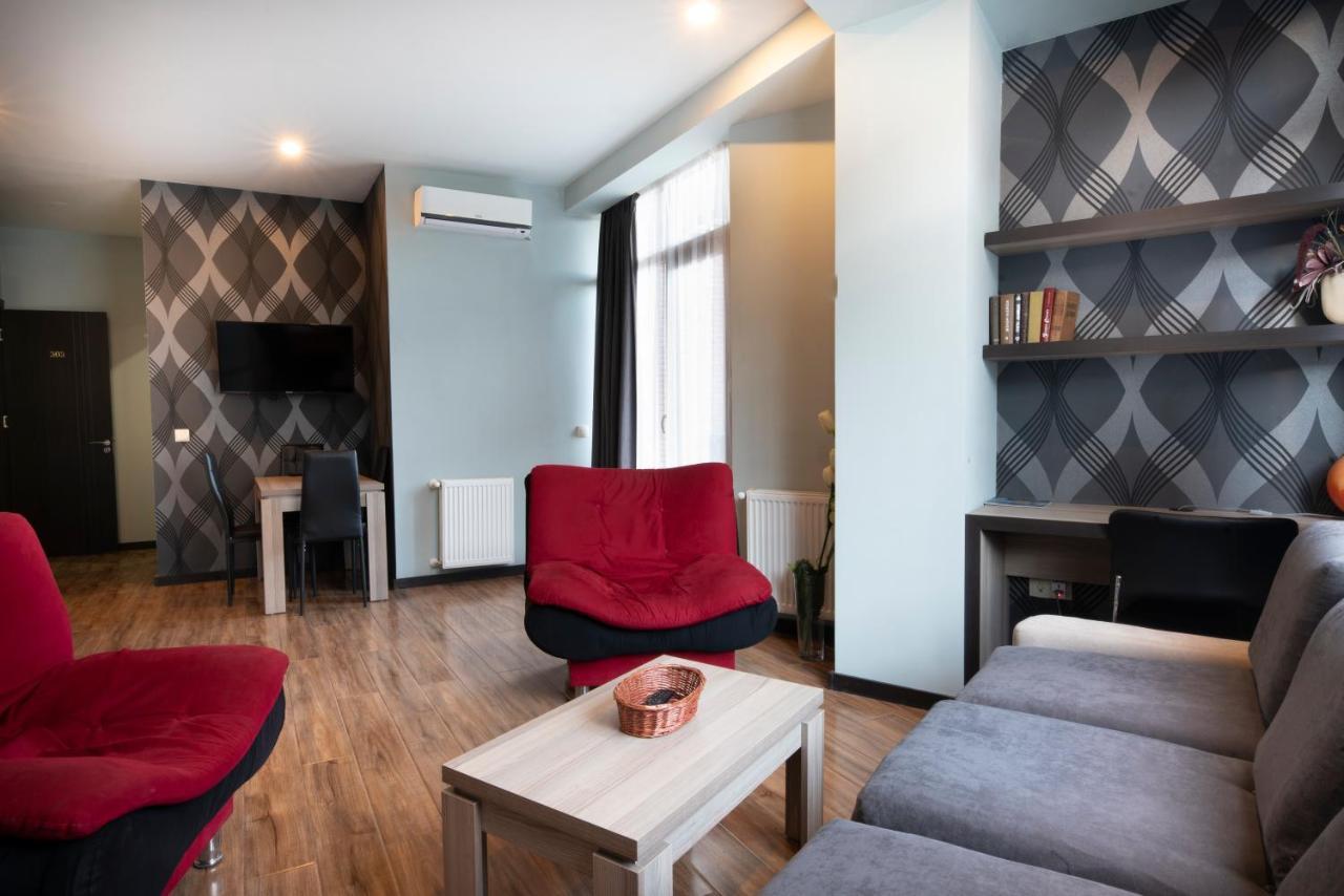 Sani Apart Hotel Tbilisi Esterno foto