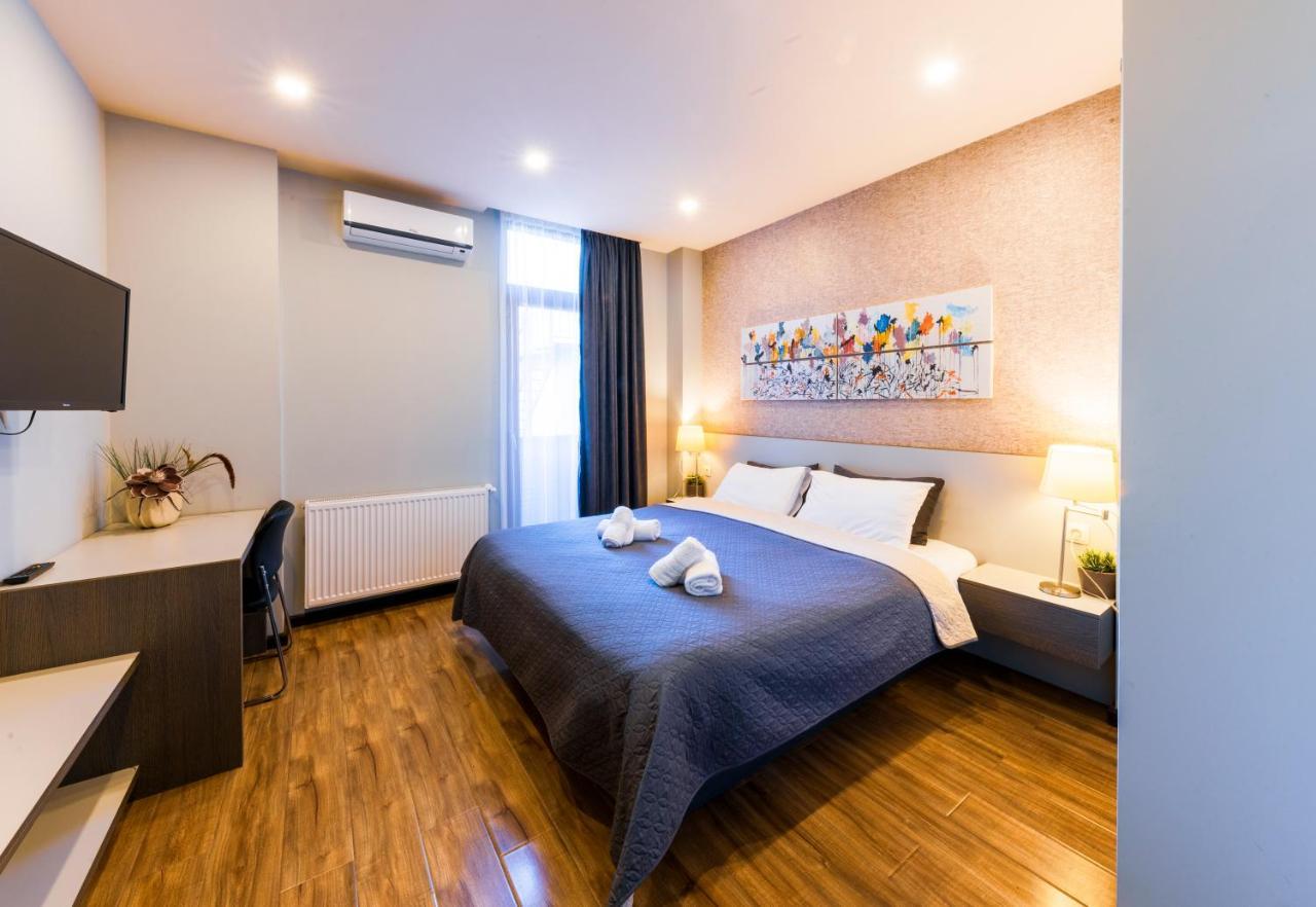 Sani Apart Hotel Tbilisi Esterno foto