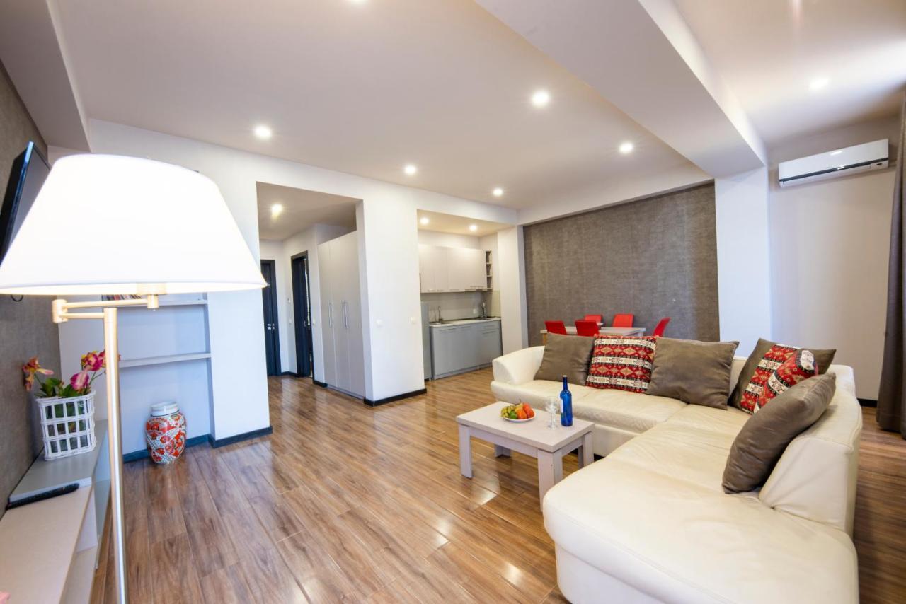 Sani Apart Hotel Tbilisi Esterno foto